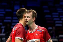 lol全球总决赛-包含丹麦羽毛球队鏖战韩国羽毛球队,安赛龙高光表现的词条