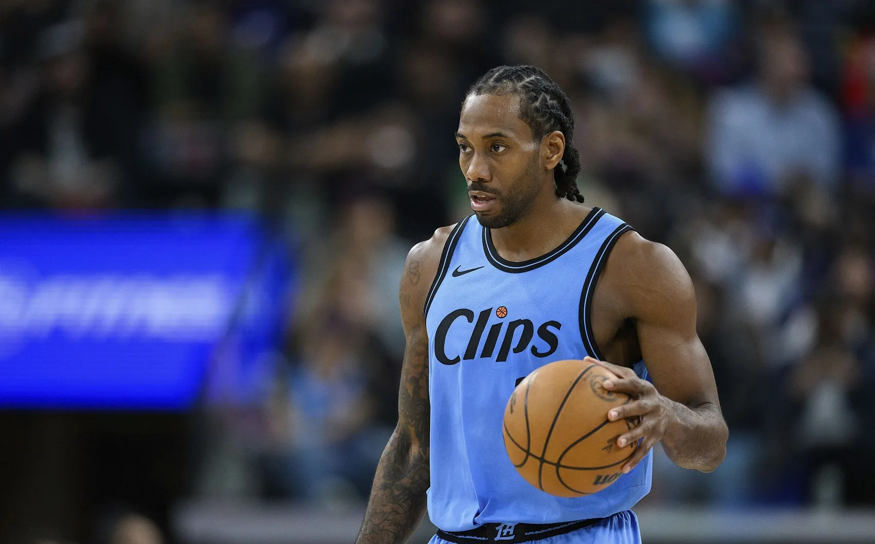 菲律宾男篮轻取爵士，伦纳德打破历史纪录的简单介绍